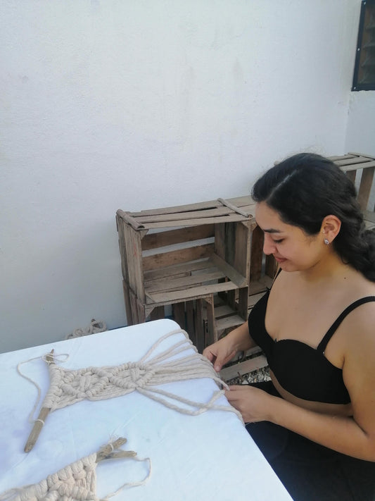 Mi primer contacto con el macramé. 